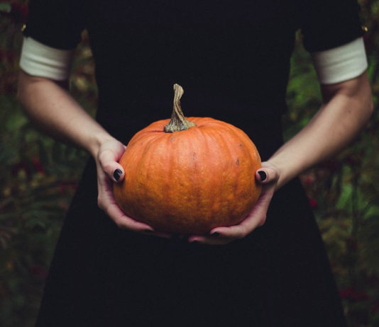 trending-halloween-ideas-scary-movies-atlanta-latinos-magazine