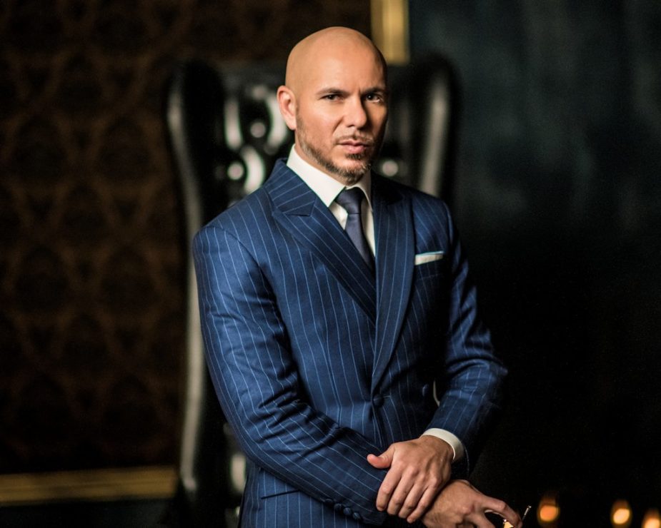 Pitbull_PLN-HOST_Photo-credit-Felipe-Cuevas