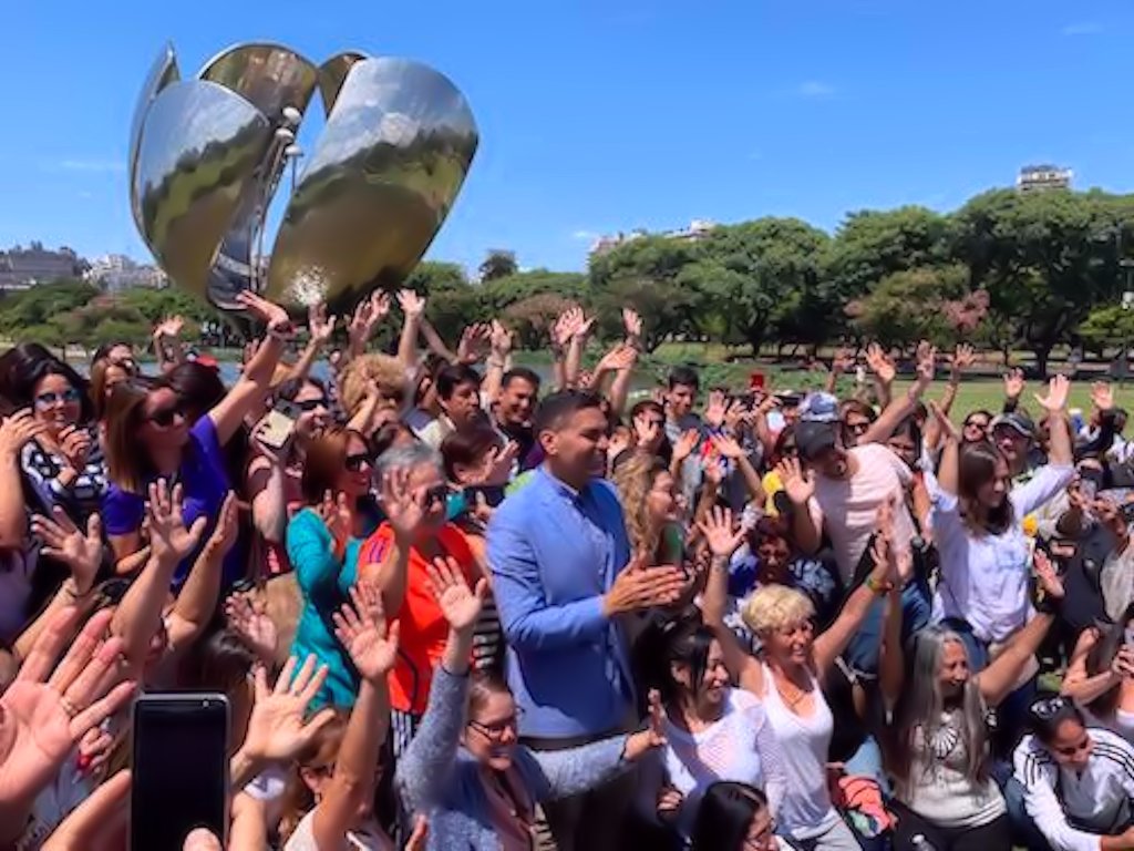 ismael-cala-bandera-de-paz-buenos-aires