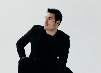 carlos-rivera-3-nominaciones-premio-lo-nuestro-2021
