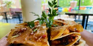 Adobo-Restaurante-Triple-Quesadilla