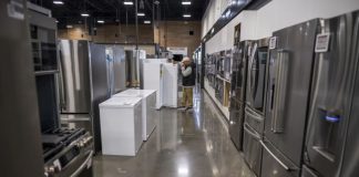 5 cosas que debes considerar comprar antes de que entren en vigor nuevos aranceles con Trump