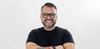 Carlos Bohórquez: La voz en español de los Tampa Bay Buccaneers