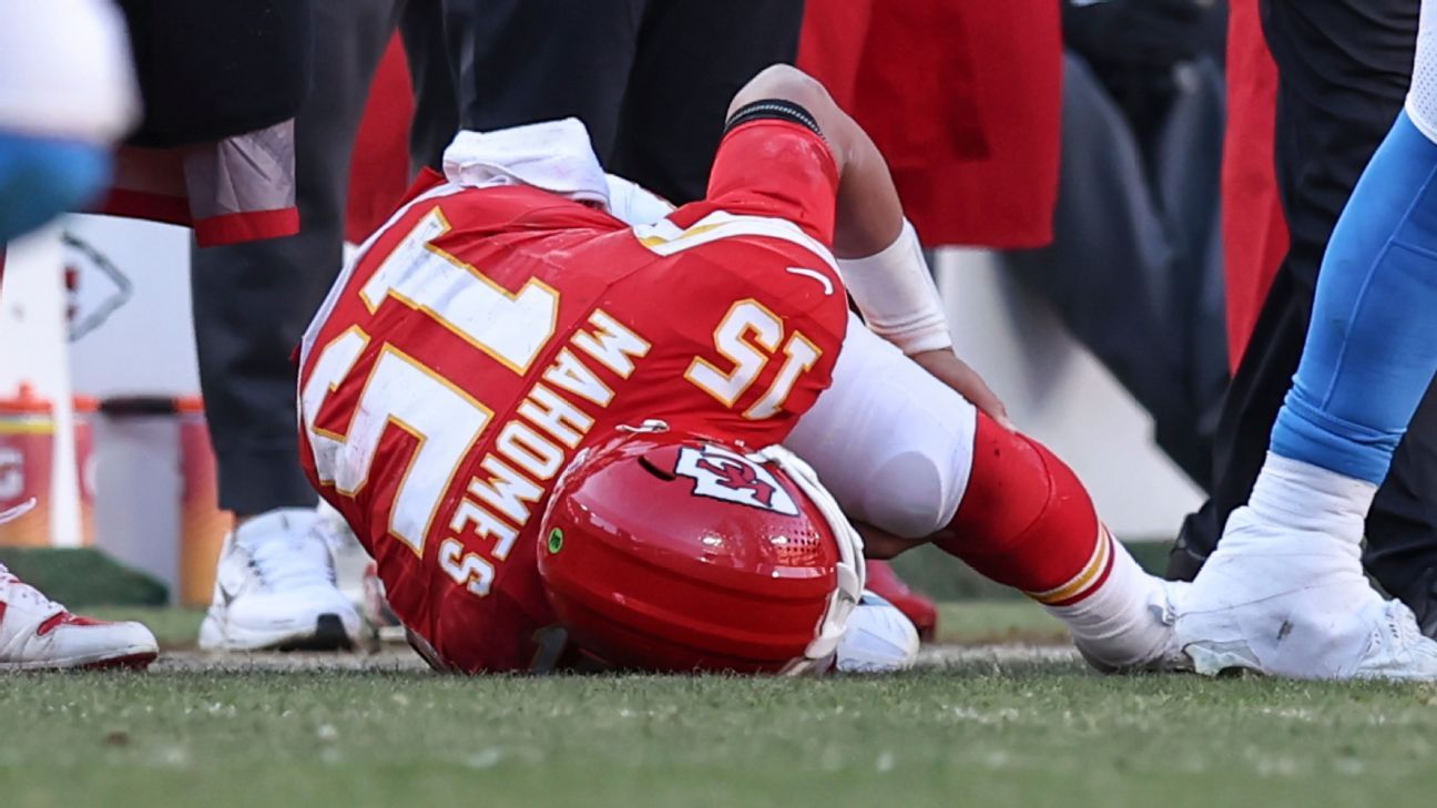 Chiefs' Reid: Mahomes avoided major damage to other ligaments