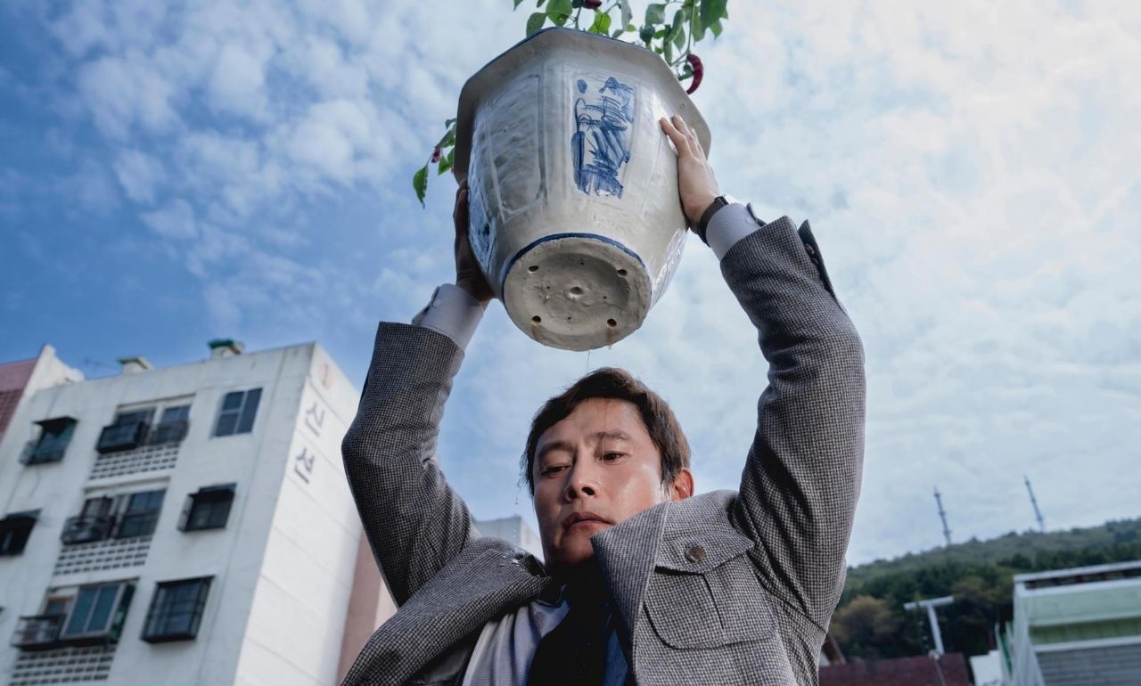 Crítica: La única opción (Eojjeolsuga eobsda)