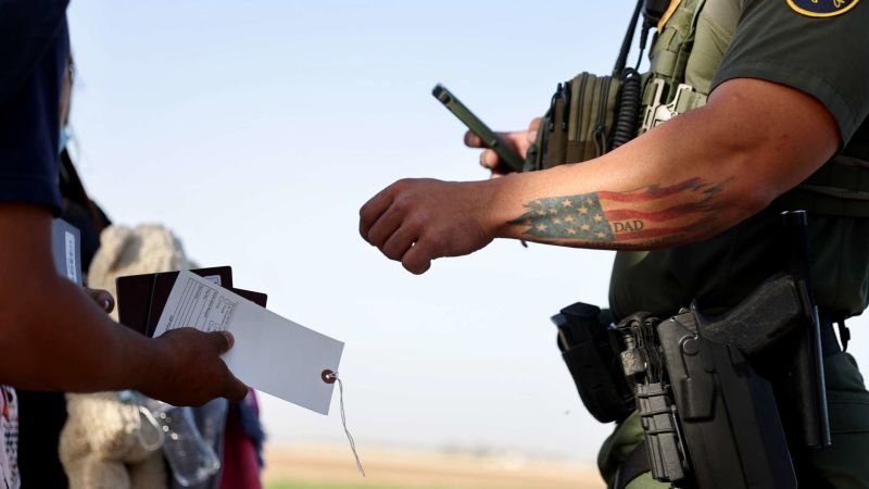 Documentos clave para solicitantes de asilo ante posibles interacciones con autoridades de inmigración