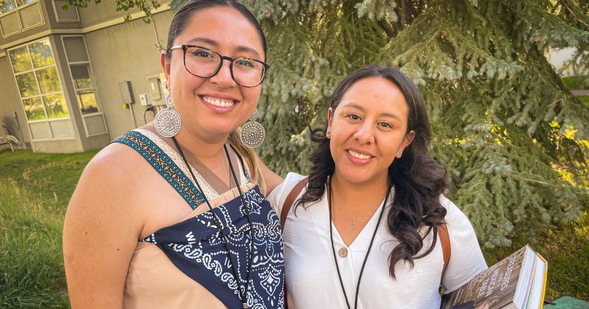 Las latinas escalan políticamente las montañas donde esquían los blancos ricos