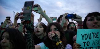 Los 8 mandamientos de la música en vivo: normas de convivencia básicas para disfrutar de un concierto