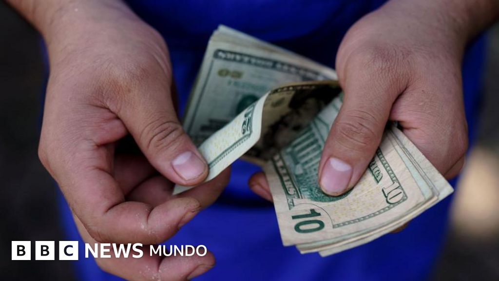 Los países de América Latina que tienen deflación y por qué una caída de precios no siempre es tan buena como parece