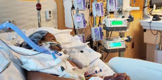 Niño pierde piernas por gripe; madre advierte
