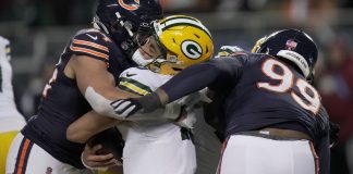 Packers lose Love to concussion, unravel in OT loss to Bears
