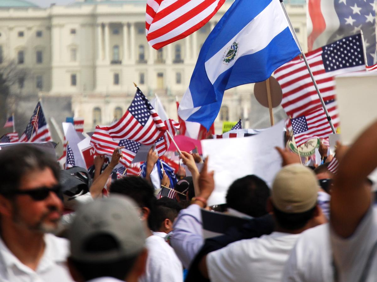 La comunidad latina ya representa el 20 % de la población total de Estados Unidos, según el último reporte de Latino GDP.