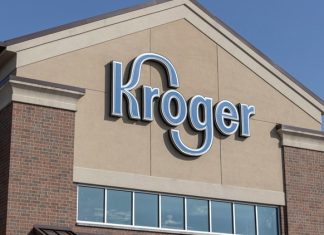 Is Kroger open during this weekend's winter storm?