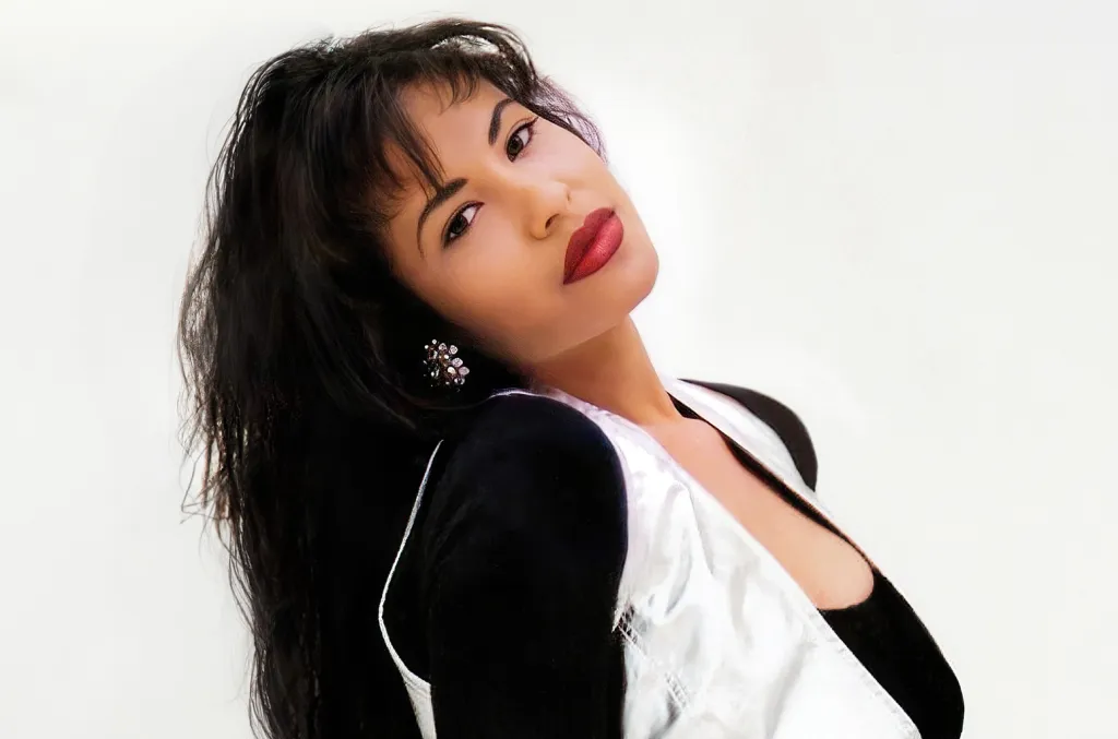 Selena Quintanilla Has New Exhibit at the Grammy Museum