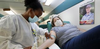 Want Super Bowl tickets? You can score some by donating blood this month