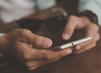 Why your phone may be in 'SOS' mode