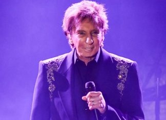 Barry Manilow postpones more shows, says his lungs 'aren't ready yet'