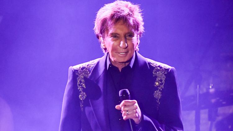 Barry Manilow postpones more shows, says his lungs 'aren't ready yet'