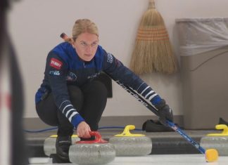 Curlers balance full-time jobs with Olympics dreams