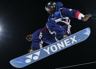 Did American Alessandro Barbieri make the podium in the men's snowboard halfpipe competition?