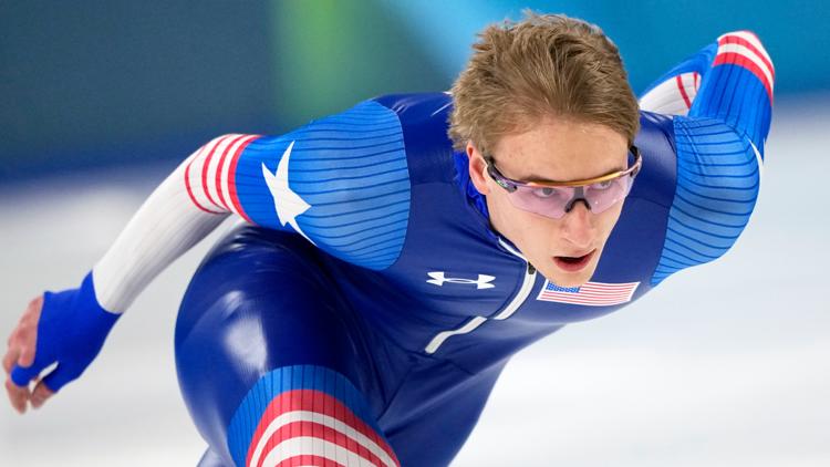 Did Jordan Stolz win gold in men's 1500m speed skating?