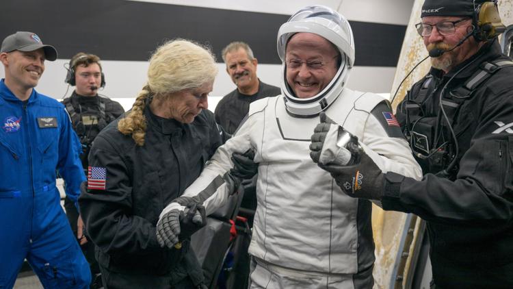 NASA astronaut details medical issue that cut ISS mission short