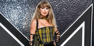 'Swiftie' is officially a word in the dictionary