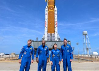 What do astronauts eat in space? Here's what's on the menu for Artemis II crew