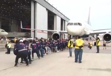 Tom Brady touches down in Atlanta for Delta 'Jet Drag' fundraiser