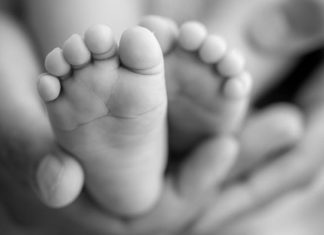 US fertility rate falls to record low again in 2025 in continued downward trend, CDC reports
