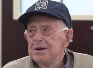 WWII veteran in celebrates 100th birthday