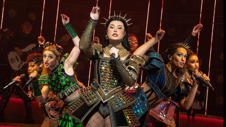 Metro Atlanta native crowned on the big stage in Six The Musical